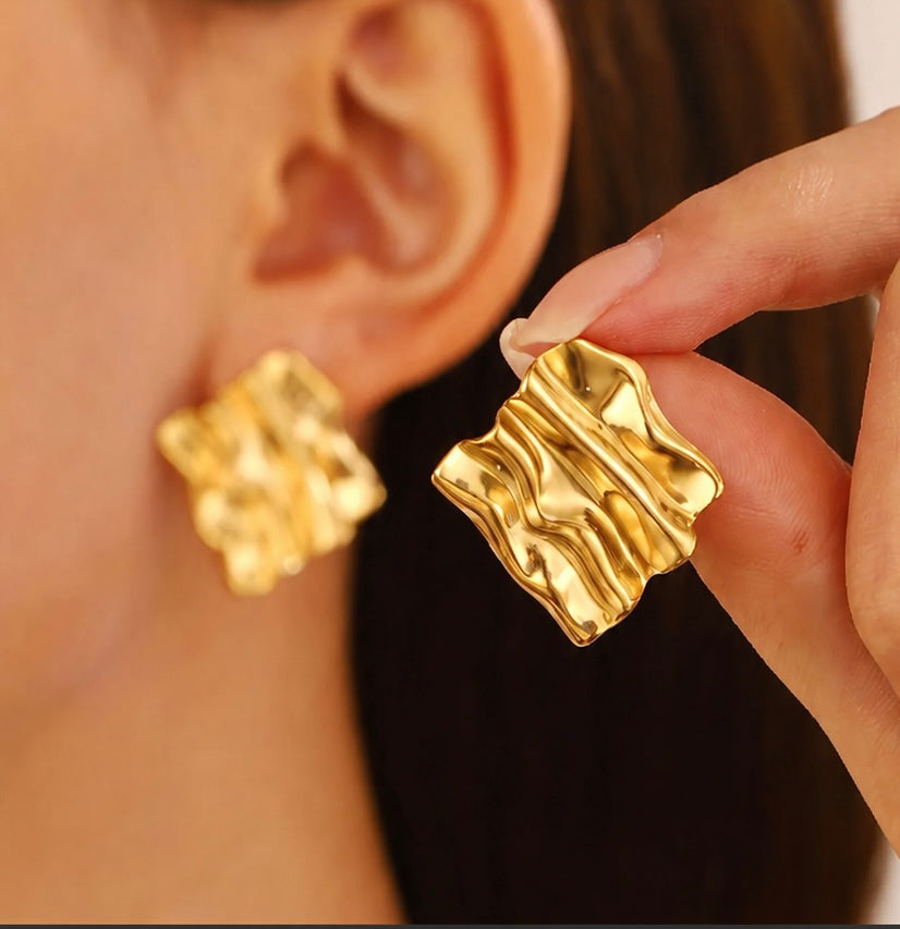 Sculpted Wave Gold Stud Earrings